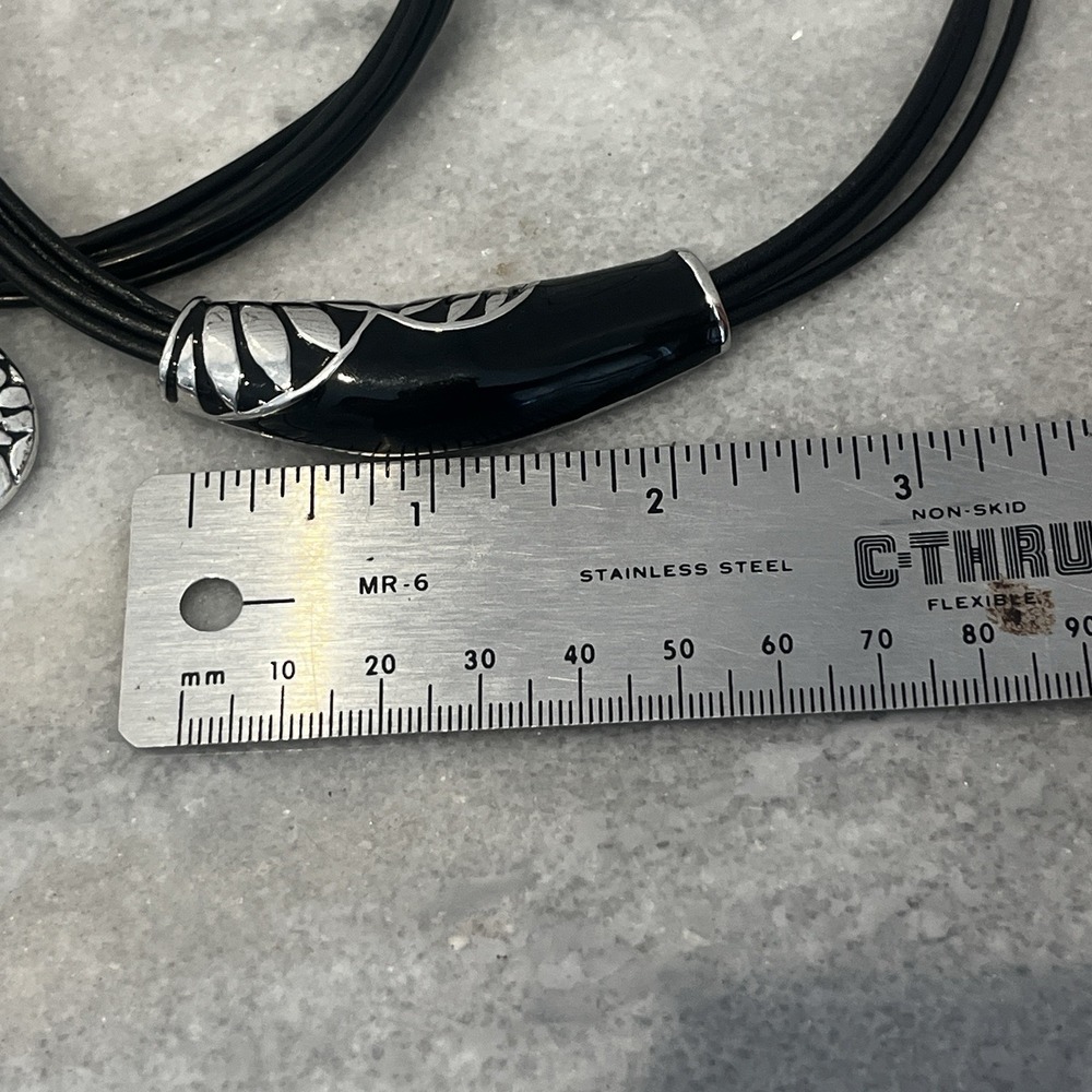 Lot Of 3 Leather, Silver Chokers- NAPIER Pebble, RMN Abalone, Silver & Leaf - Picture 6 of 7